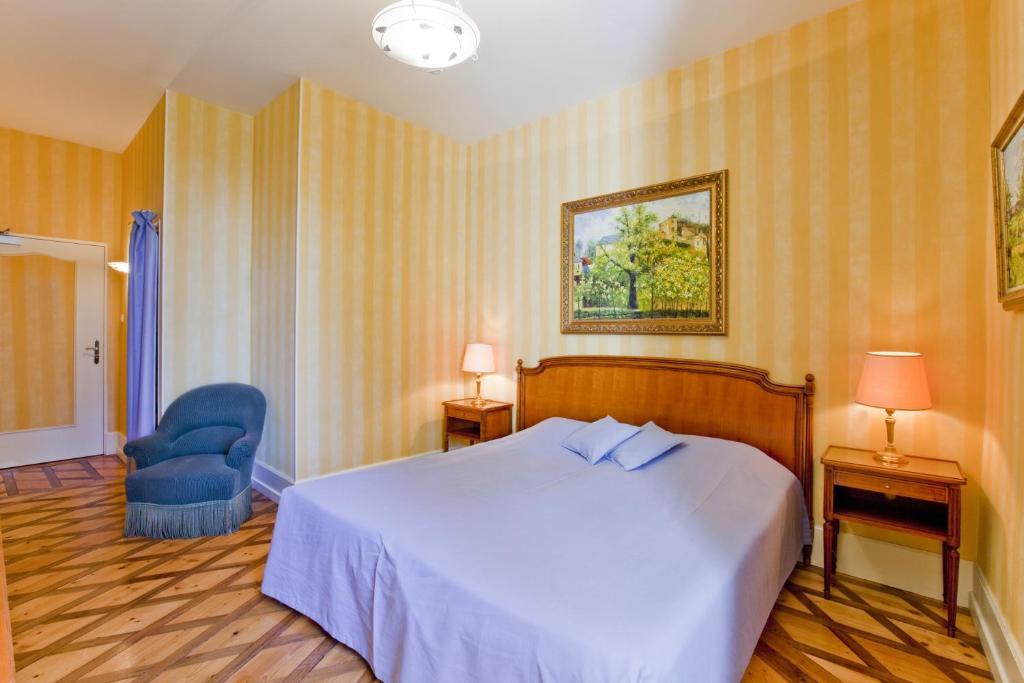 Hotel Le Domaine De La Colombiere Moissieu-sur-Dolon Habitación foto